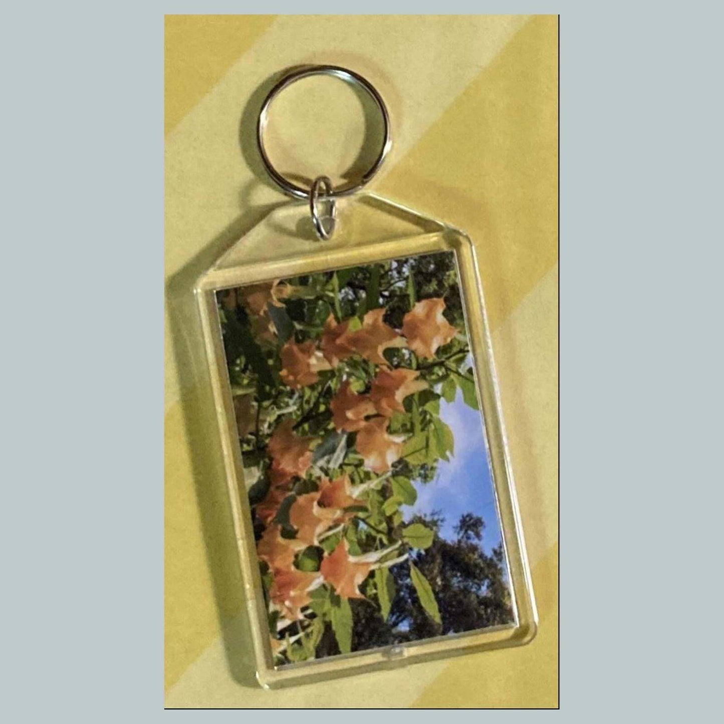 3683 Angel's Trumpets Acrylic Keychain | Floral Keychain | Flower Lover Gift MSC KYC