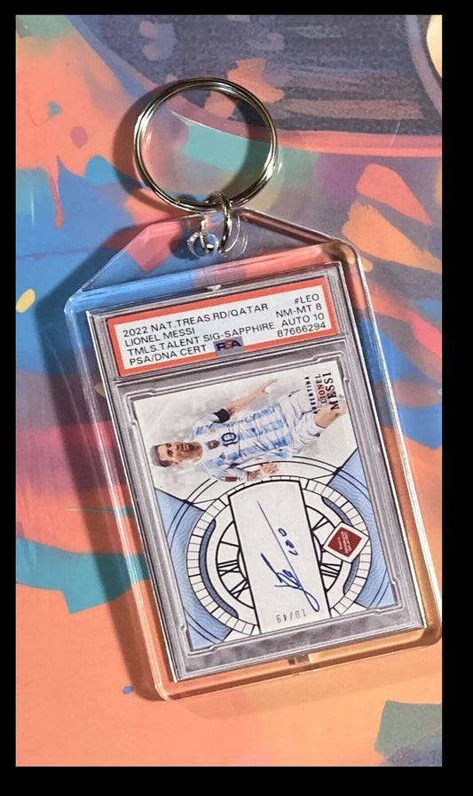 3114 Lionel Messi  2022 Panini Nat Treas Sapphire Auto Keychain Great Gift KYC MSC