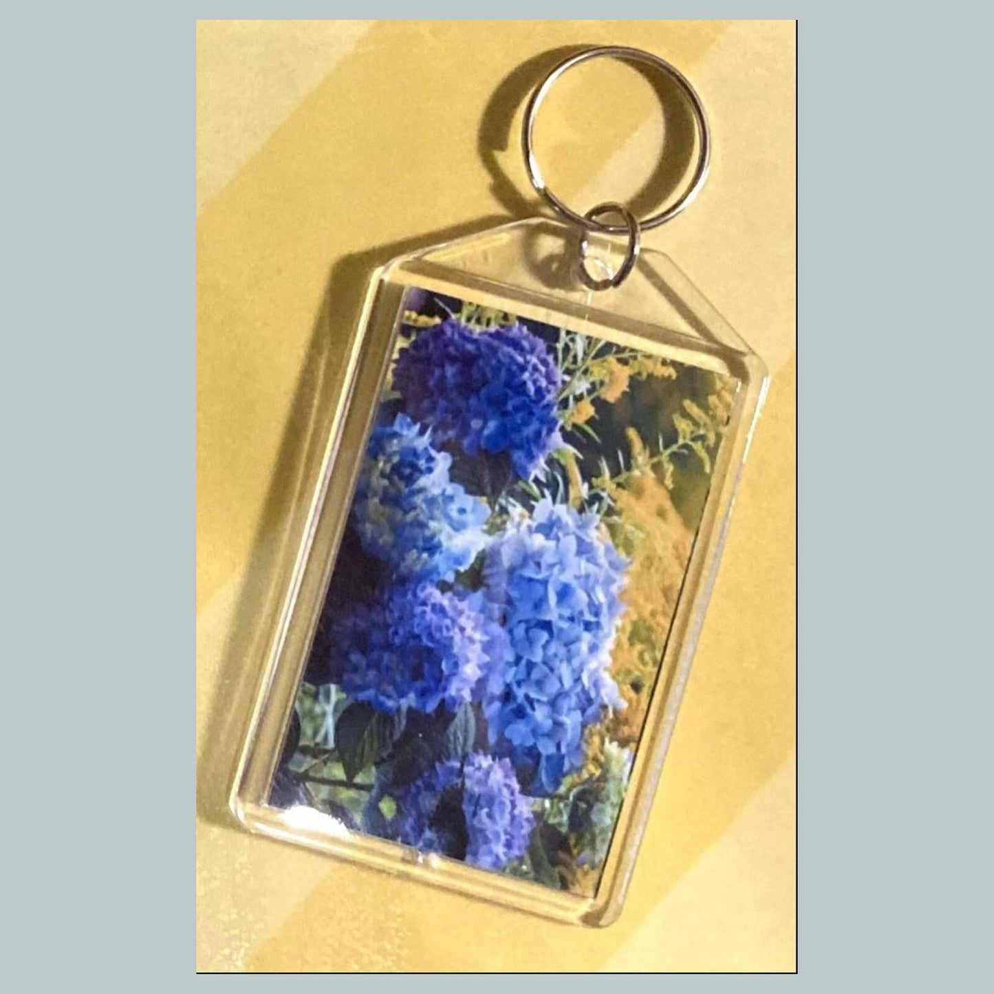3704 Hydrangea Acrylic Keychain | Floral Keychain | Flower Lover Gift MSC KYC