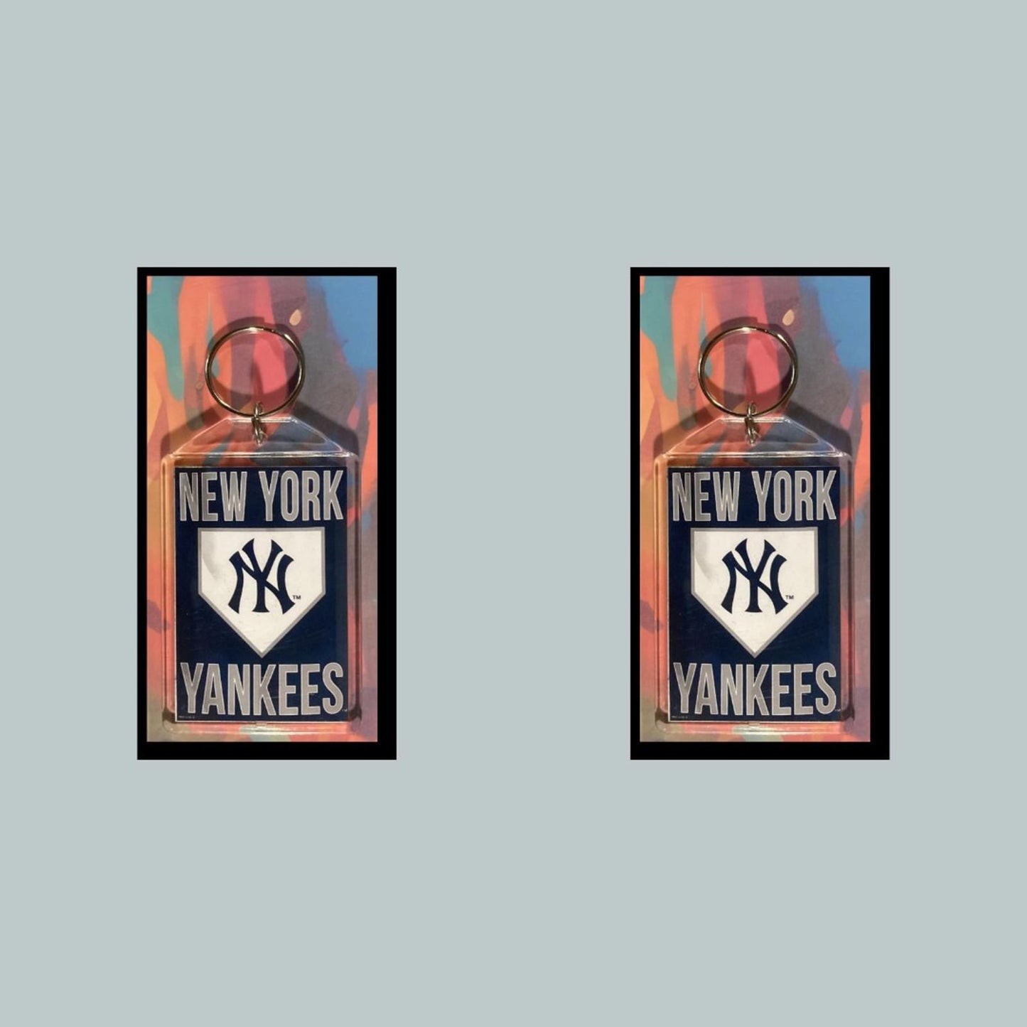 0350 NY Yankees - Custom Made Keychain-Double Sided Photo-Makes A Great Gift